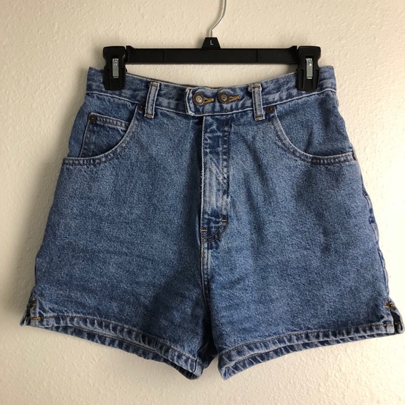 VINTAGE HIGHWAISTED SHORTS - Picture 1 of 3